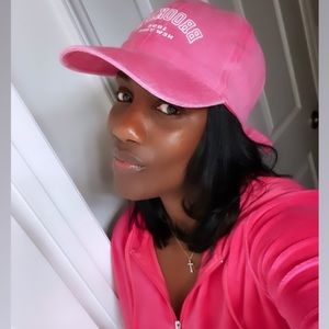 Meet your Posher, Bobbie